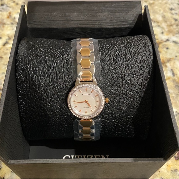 Citizen Women's Watch EZ7016-50D Quartz White Dial Two Tone Stainless Steel 24mm - Picture 10 of 13